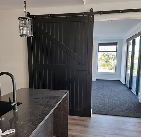 Professional house painting services in Waikiki